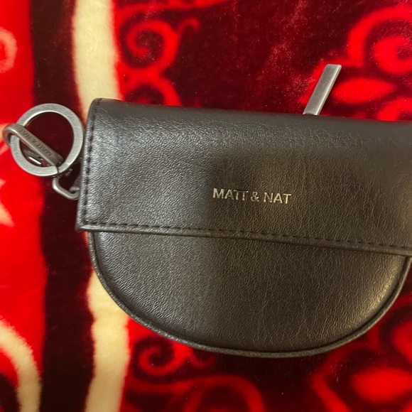 MATT & NAT COIN PURSE. - Picture 1 of 4